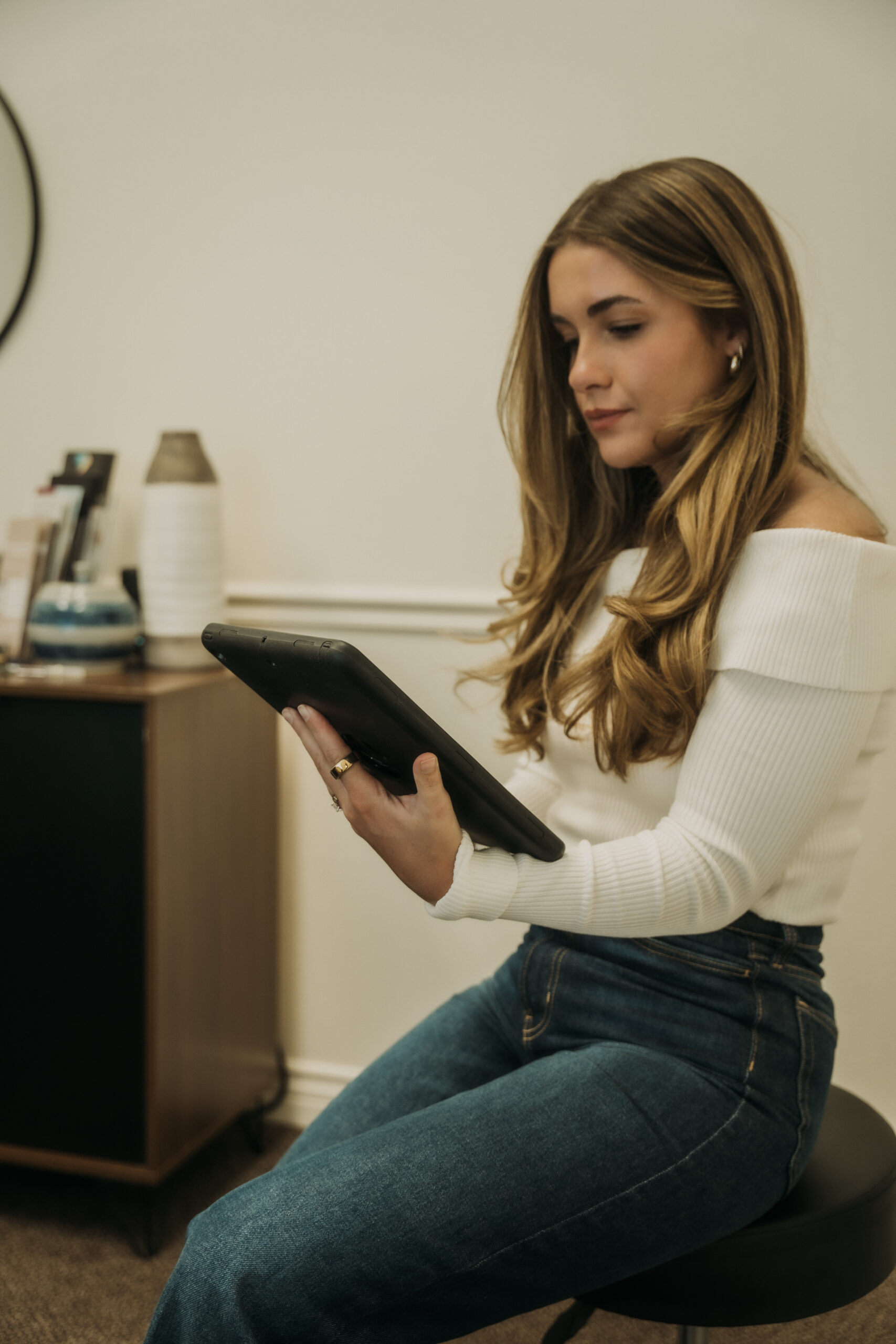 Patient completing a personalized consultation at Revival